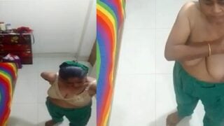 Unaware Cam Dress Change Big Boobs Mature Mausi Hot Scene
